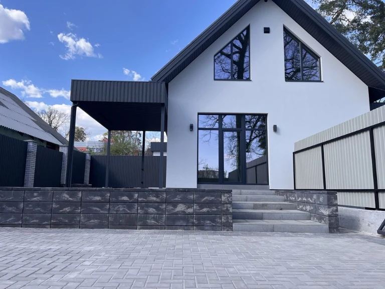 Дуплекс з ремонтом. Центральна частина Бучі. 100 м2.