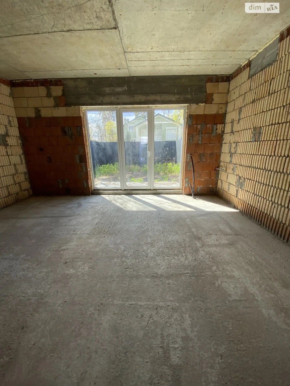 Продаж Таунхаус