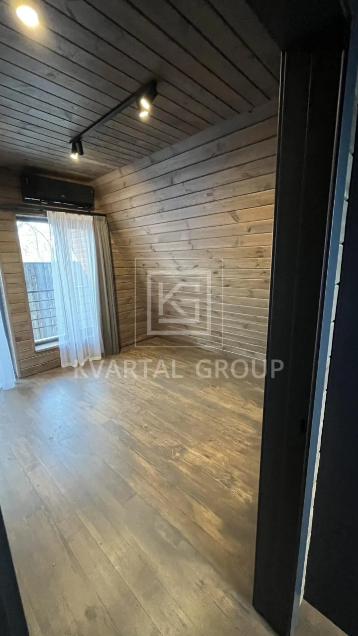 Індивідуальний проєкт в м.Ірпінь! З терасою. Без комісії