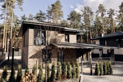 Котедж 217 м² у закритому КМ, 10 соток, ГАЗ, розтермінування