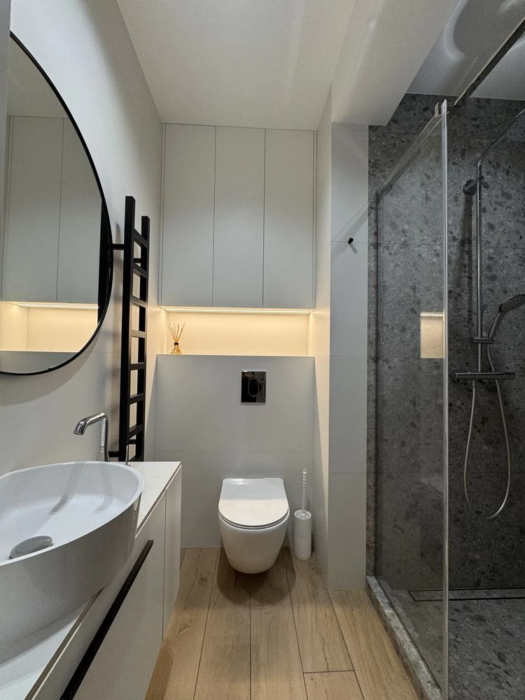 Продаж тауна в КМ 160 м2.Центральні ком-ії, ГАЗ. Охорона