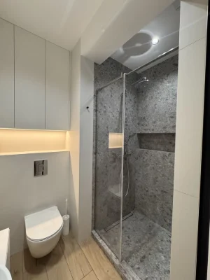 Продаж тауна в КМ 160 м2.Центральні ком-ії, ГАЗ. Охорона