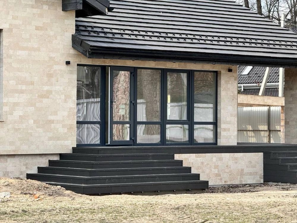 Будинок , Фасад травертин 200 м²  | 14 соток | преміум матер