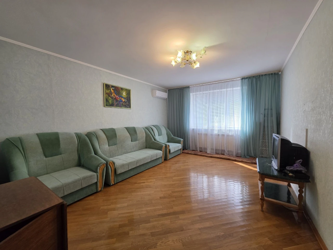 Продам будинок у центрі міста Буча