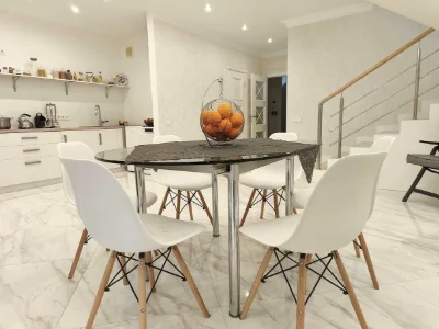 Будинок з ремонтом в Park Residence Центральні комунікації Г