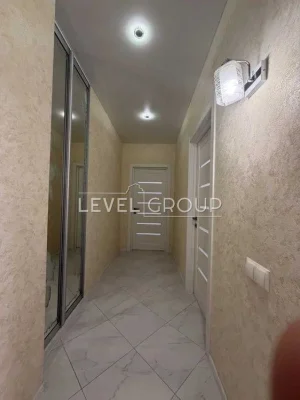 Stylish and spacious 3-room apartment for sale in Vyshyvanka residential complex, for