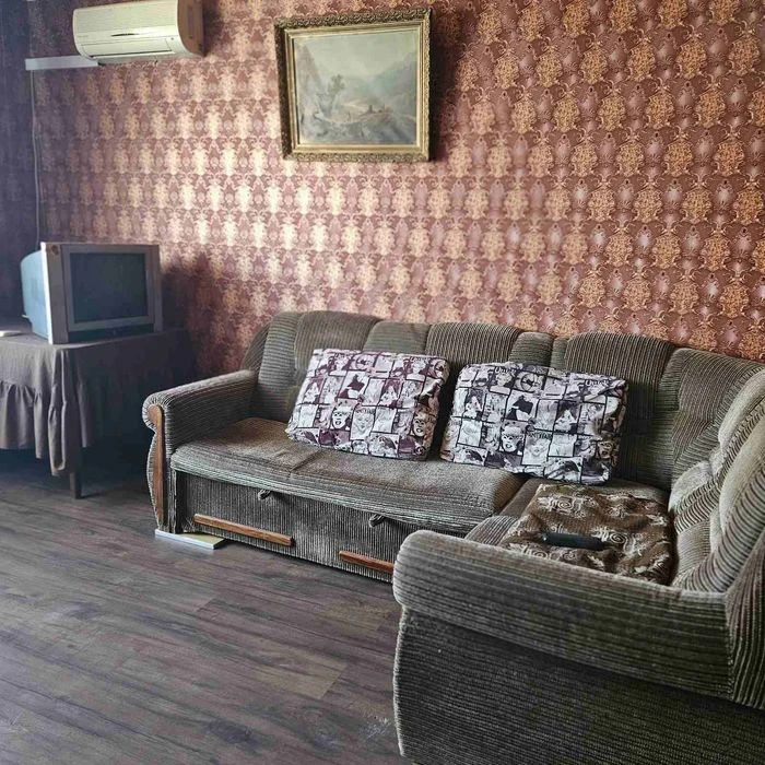I am selling an apartment.