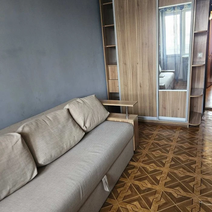 I am selling an apartment.