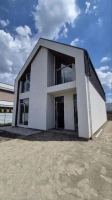 Будинок в Бучі площею 127 м² на ділянці 4 сотки біля лісу!!