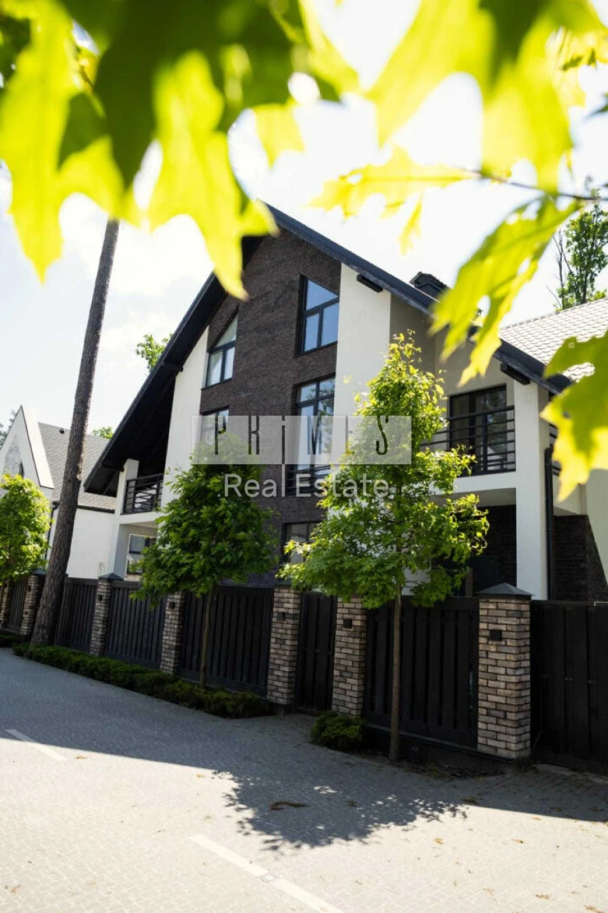 Продаж будинку (дуплекс) 200м2  КМ Park Residence, Коновальц
