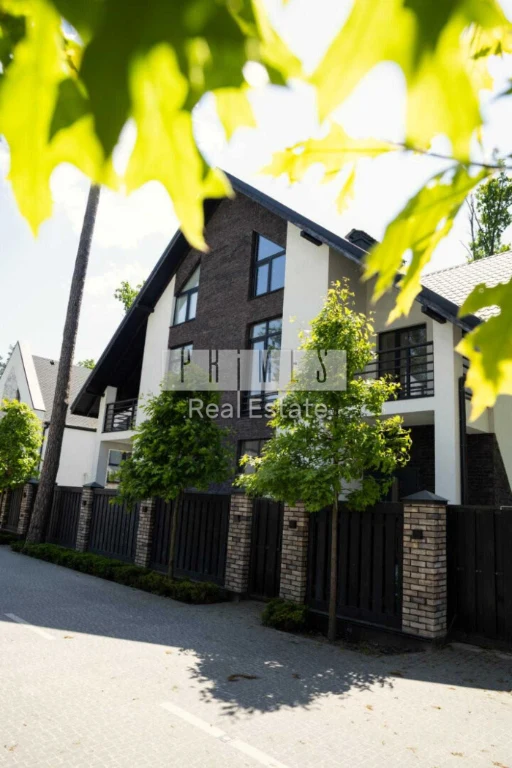 Продаж будинку (дуплекс) 200м2  КМ Park Residence, Коновальц