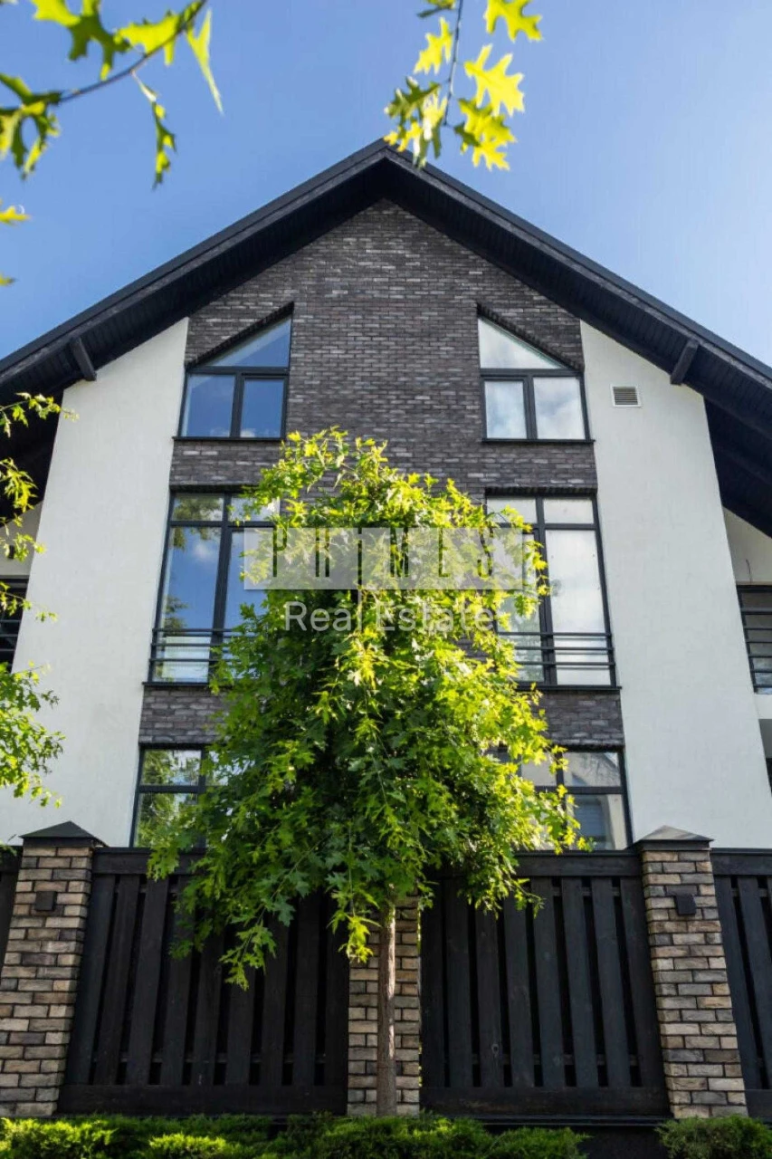 Продаж будинку (дуплекс) 200м2  КМ Park Residence, Коновальц