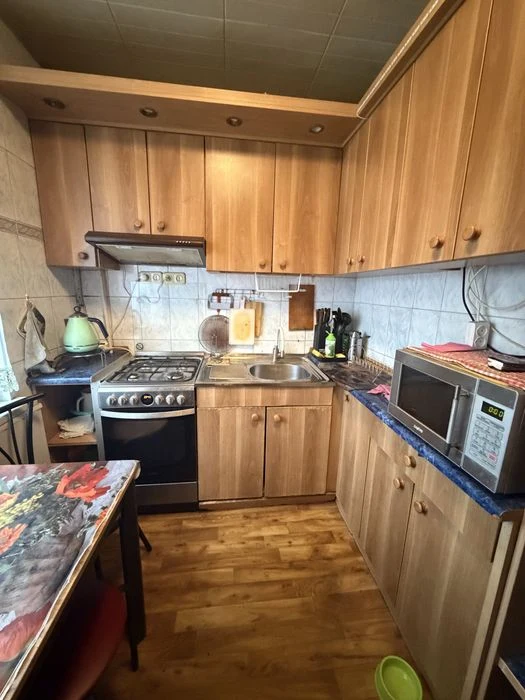 Three-room apartment for sale in Cold Mountain.