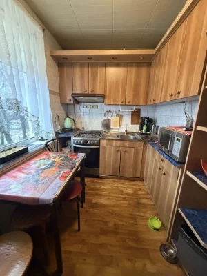 Three-room apartment for sale in Cold Mountain.