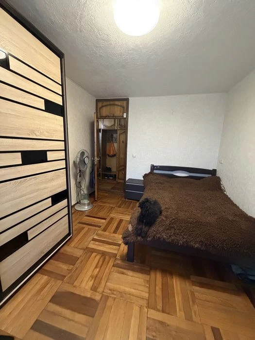 Three-room apartment for sale in Cold Mountain.
