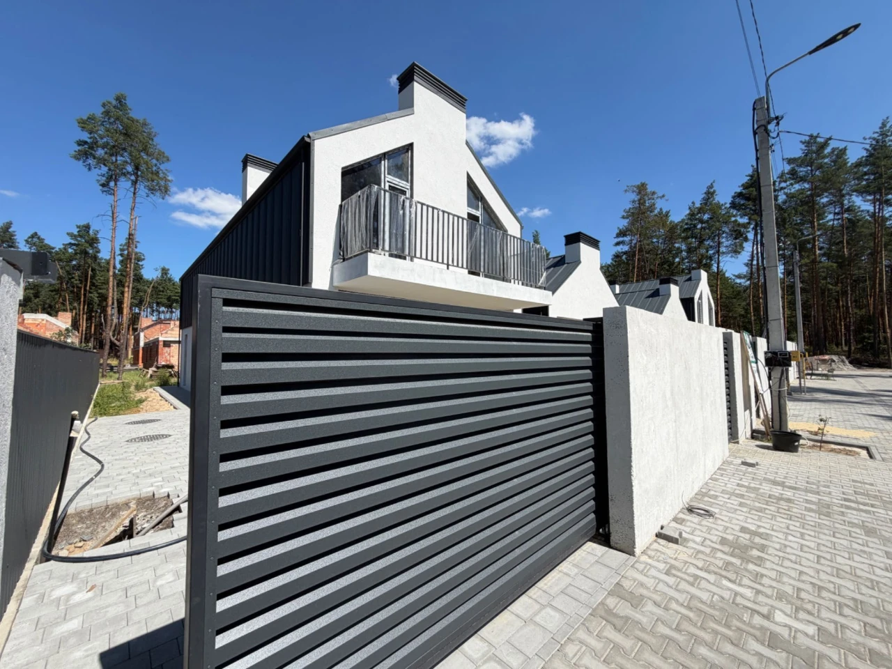 Дуплекс, Лісова Буча. 3 кімнати, 145м2 + 2.7 сотки. ДержПрог