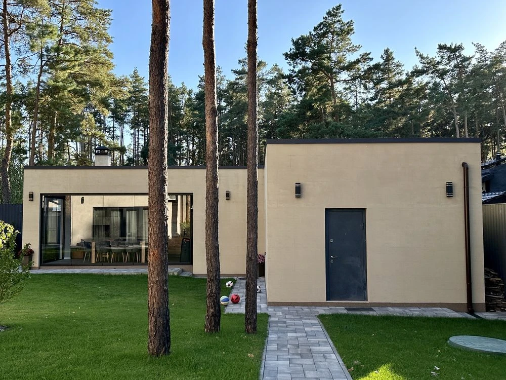 Будинок з ремонтом та 5/ма кімнатами у Бучі