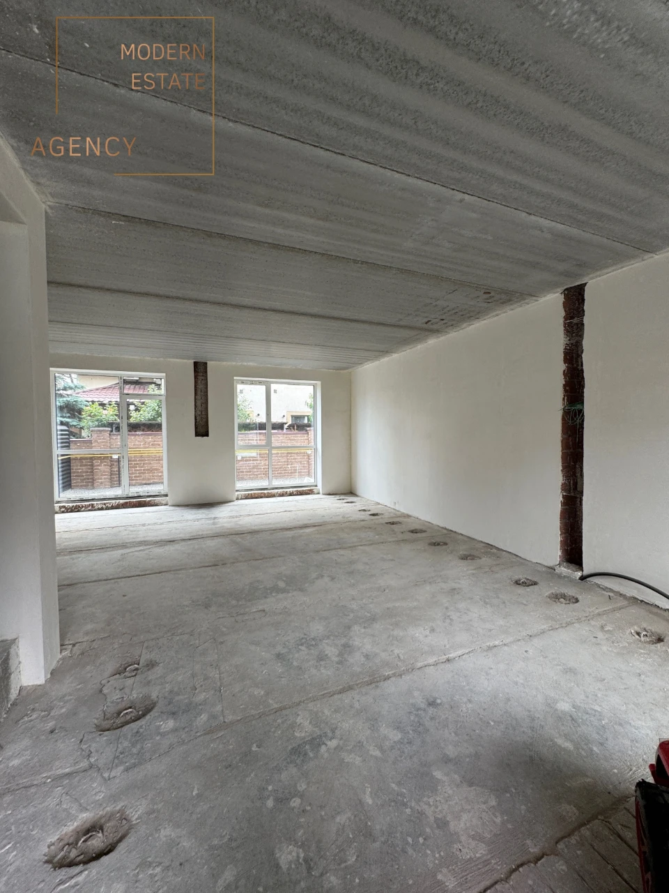 Таунхаус з укриттям Буча, ЦЕНТР |165 м²| Камін, генератор