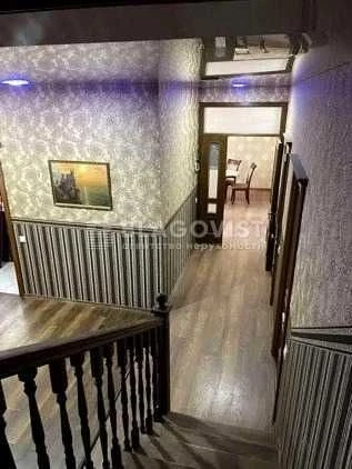 Буча - 5и комнатный дом 204м кв на 10 сотках