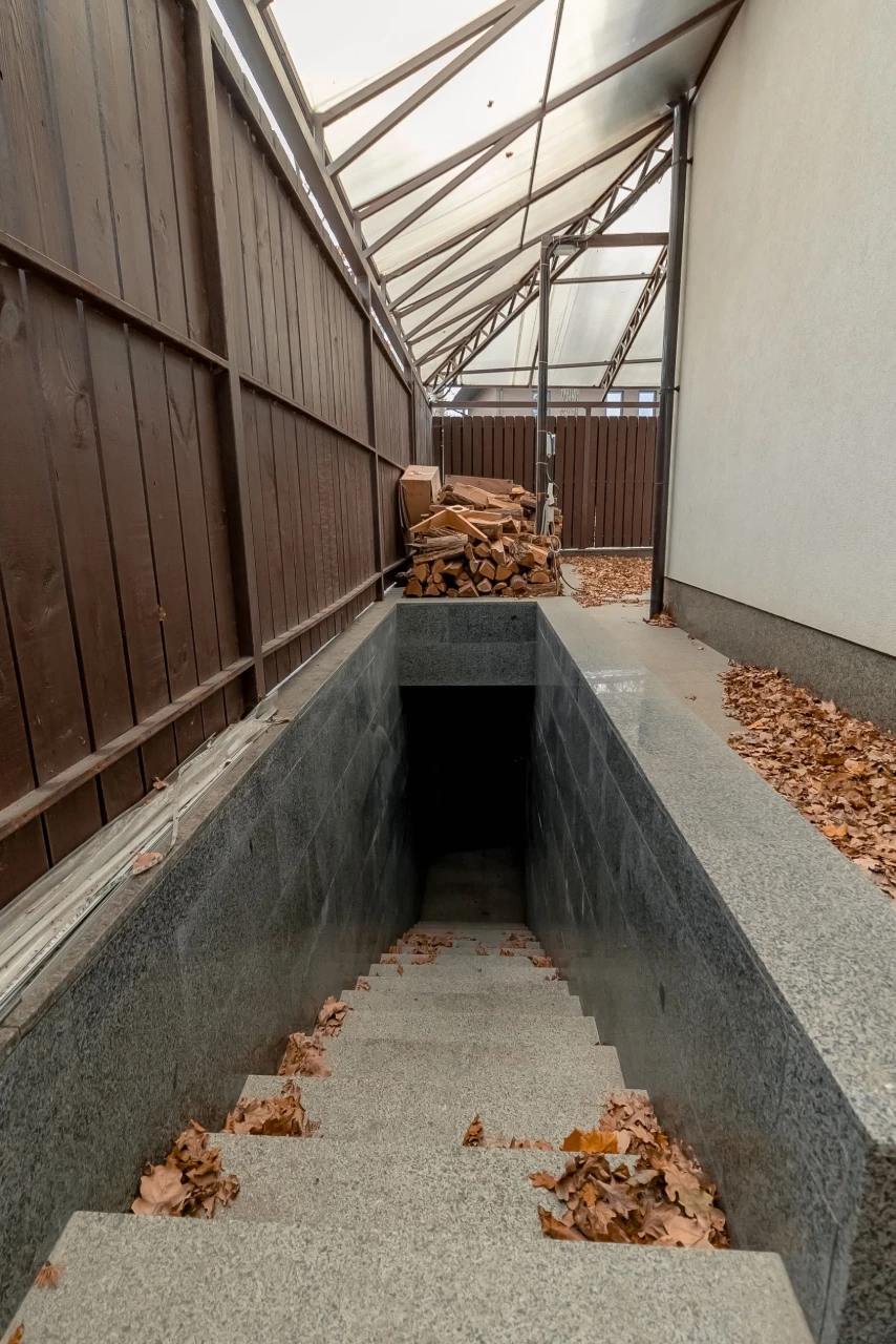 Будинок з ЯКІСНИМ ремонтом в центрі м.Буча, будували для СЕБ