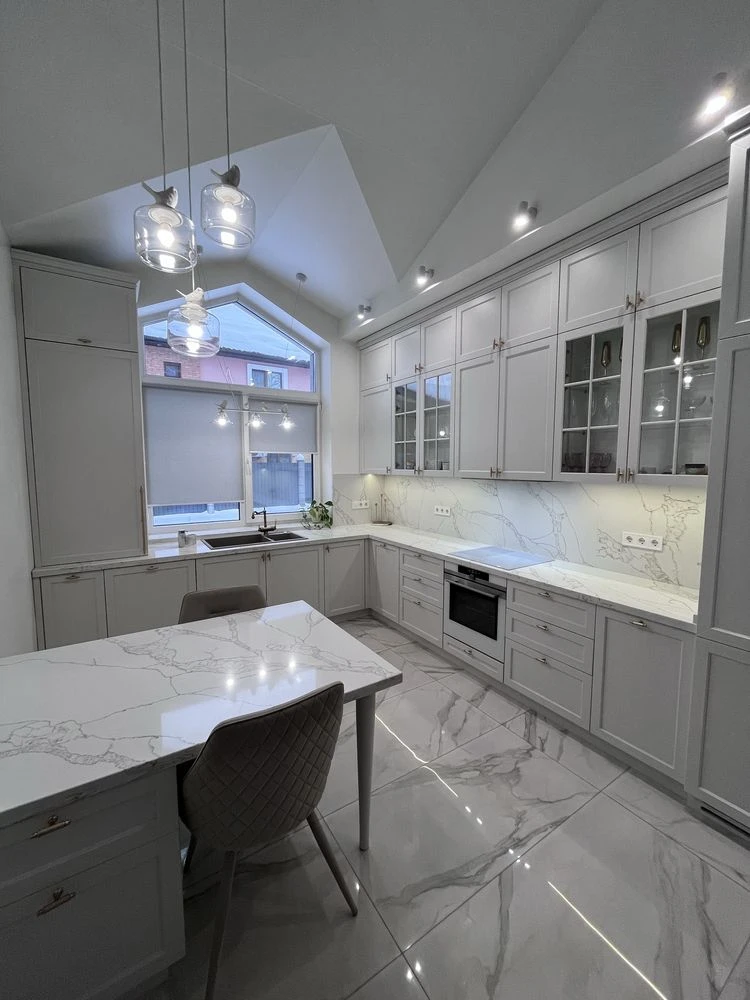 Без комісії! Сучасний будинок 250м² у Лісовій Бучі  8 соток