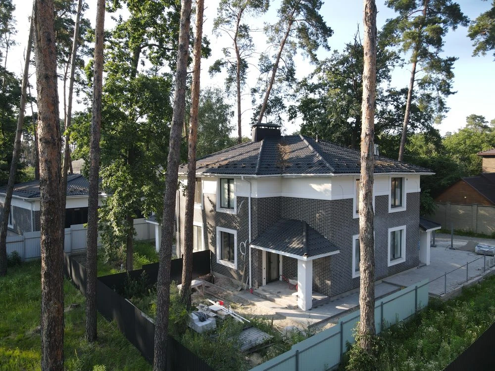 Готовий будинок в Лісовій Бучі