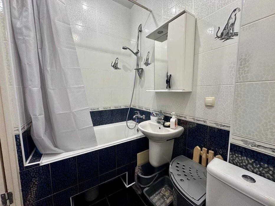 Продам 3к квартиру р-н пр. Металлургов, ул. Фланговая, 3