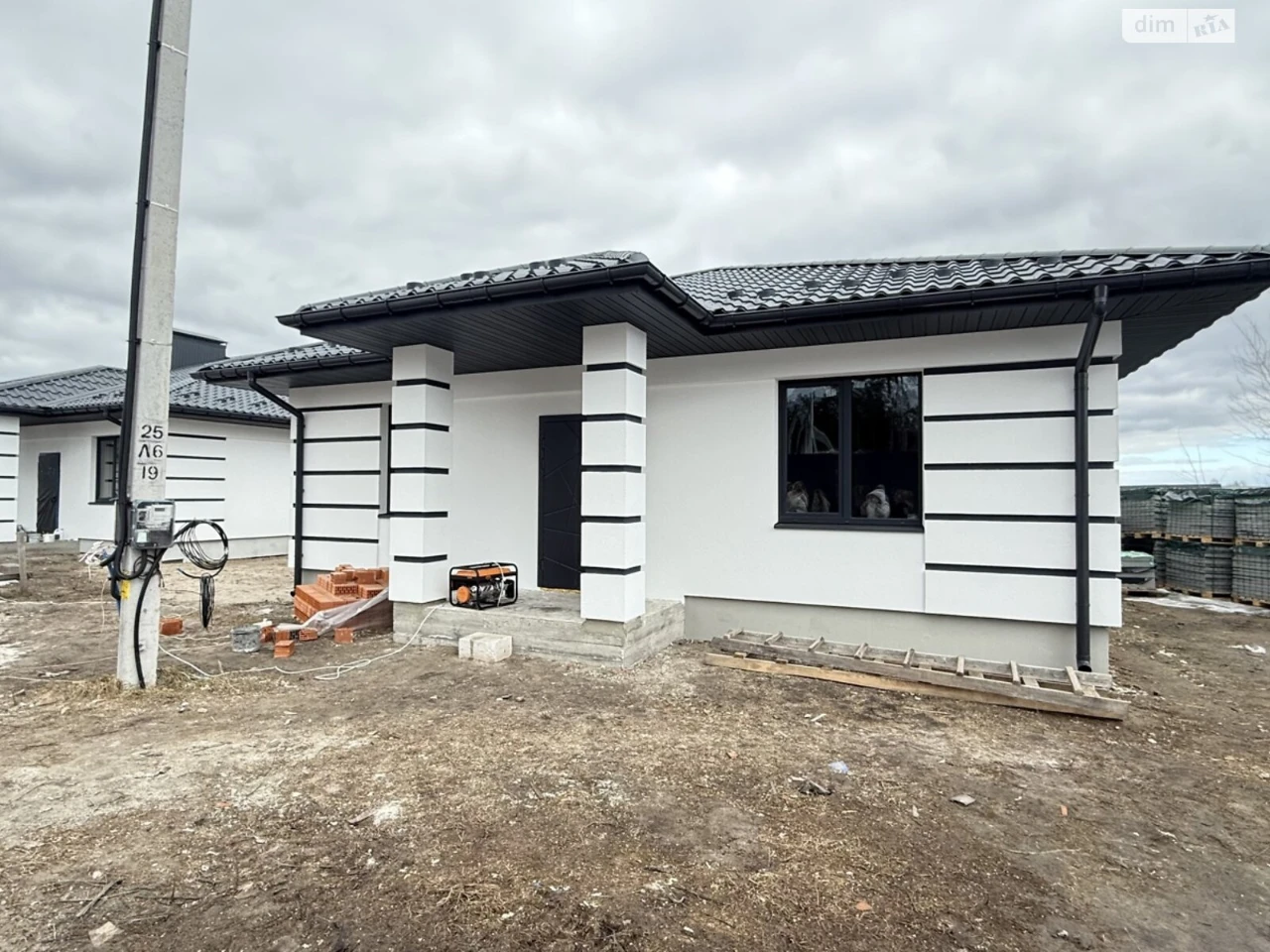 Продаж Дім