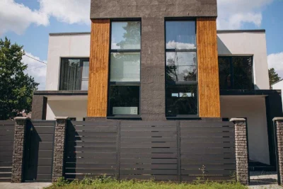 Дуплекс - лісова Буча, 146 м², багатошаровий дах, введений в