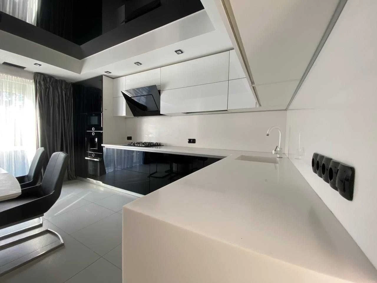 Будинок з ремонтом і меблями 450 м²+ПІДВАЛ у Лісовій Бучі,14