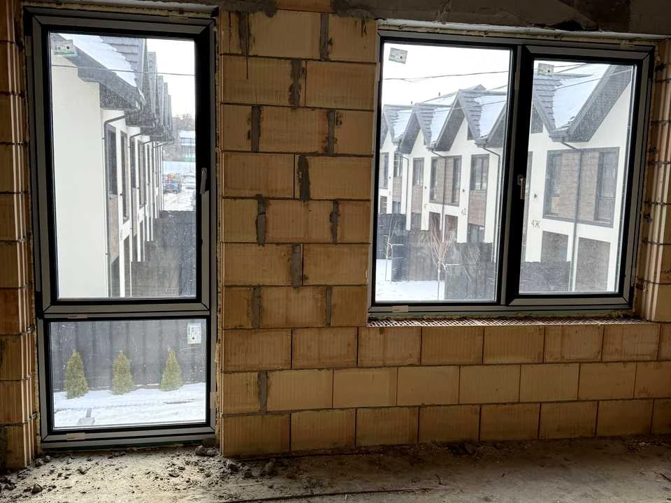 Будинок. Буча, Сергія Мазіна