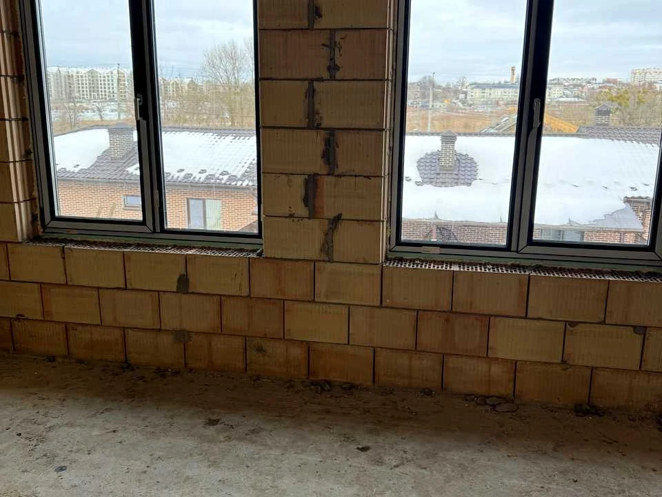 Будинок. Буча, Сергія Мазіна