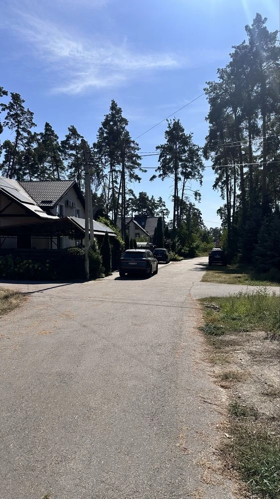 Файний будинок в Бучі. Новий ремонт .