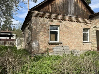 Частина будинку з ділянкою 6,5 соток