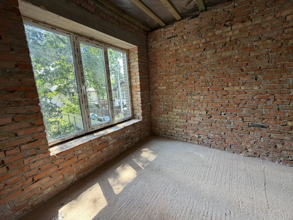 Продаж якісного цегляного дуплексу 120 м2 в центральній част