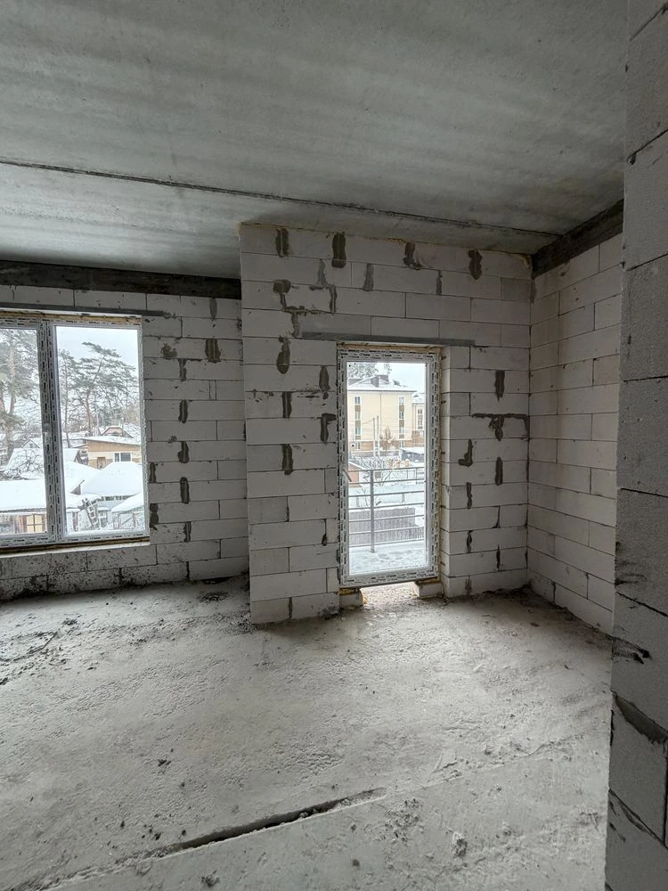 дуплекс в Лісовій Бучі, поряд школа
