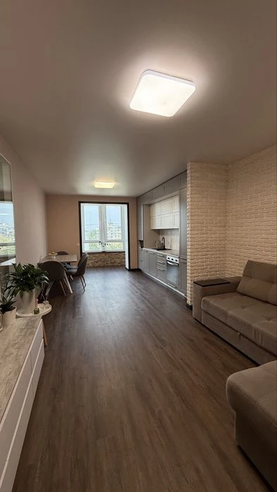 Eurodvushka in the residential complex Oleksandrivskyi 1, apartment 69 sq.m.