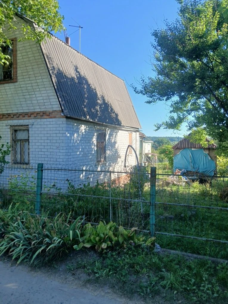 Продам дім -дача, Люботин