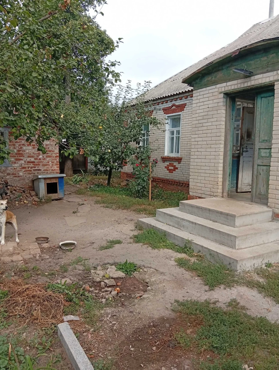 Люботин продам часть дома с газом