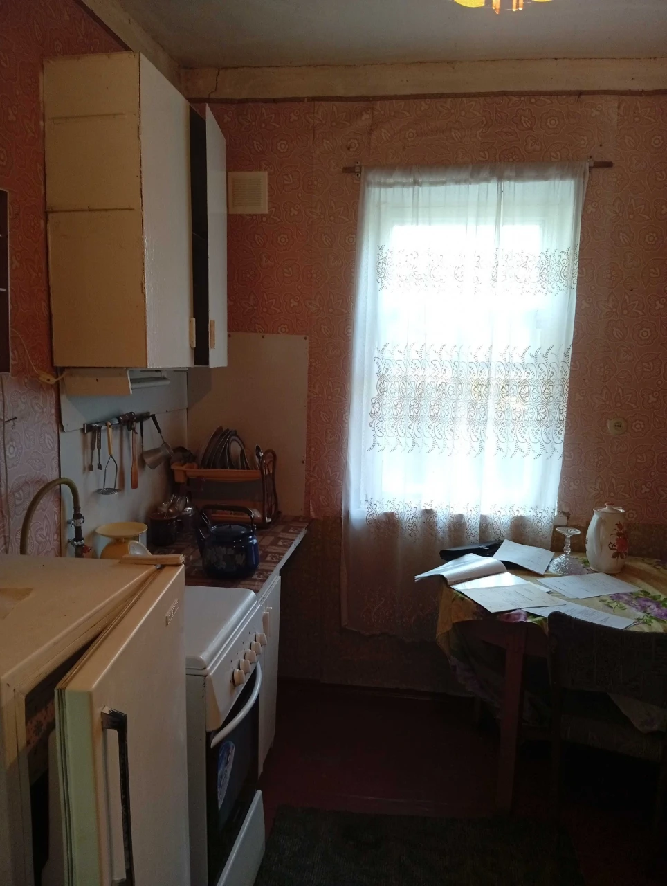 Люботин продам часть дома с газом