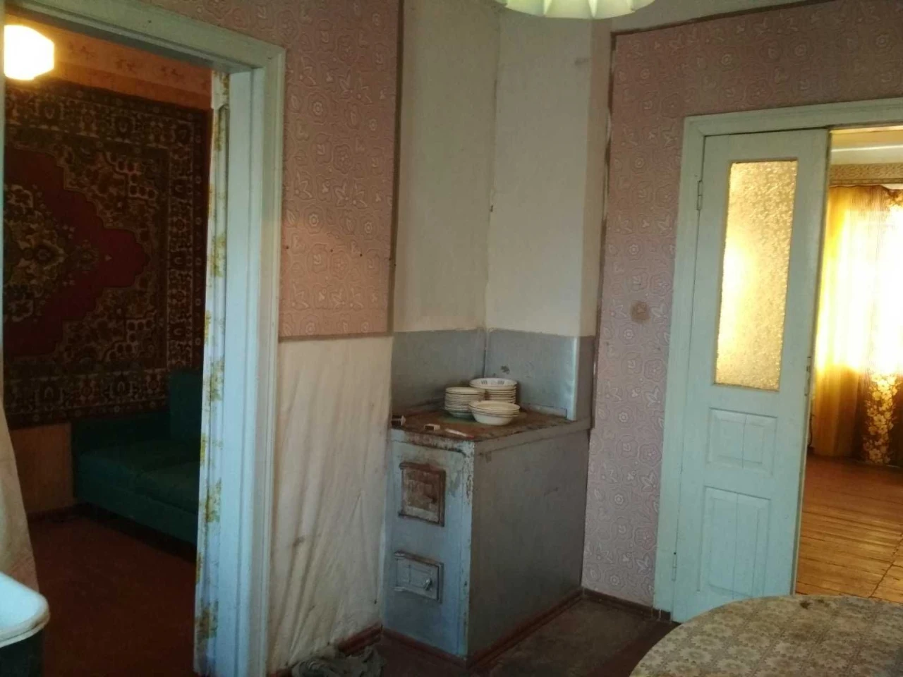 Люботин продам часть дома с газом