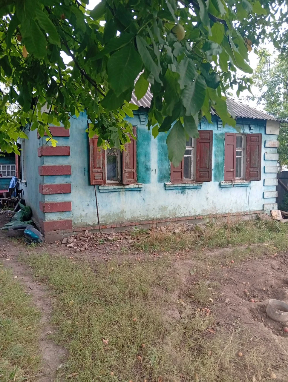 Очень срочно.Продам в Люботине дом с газом