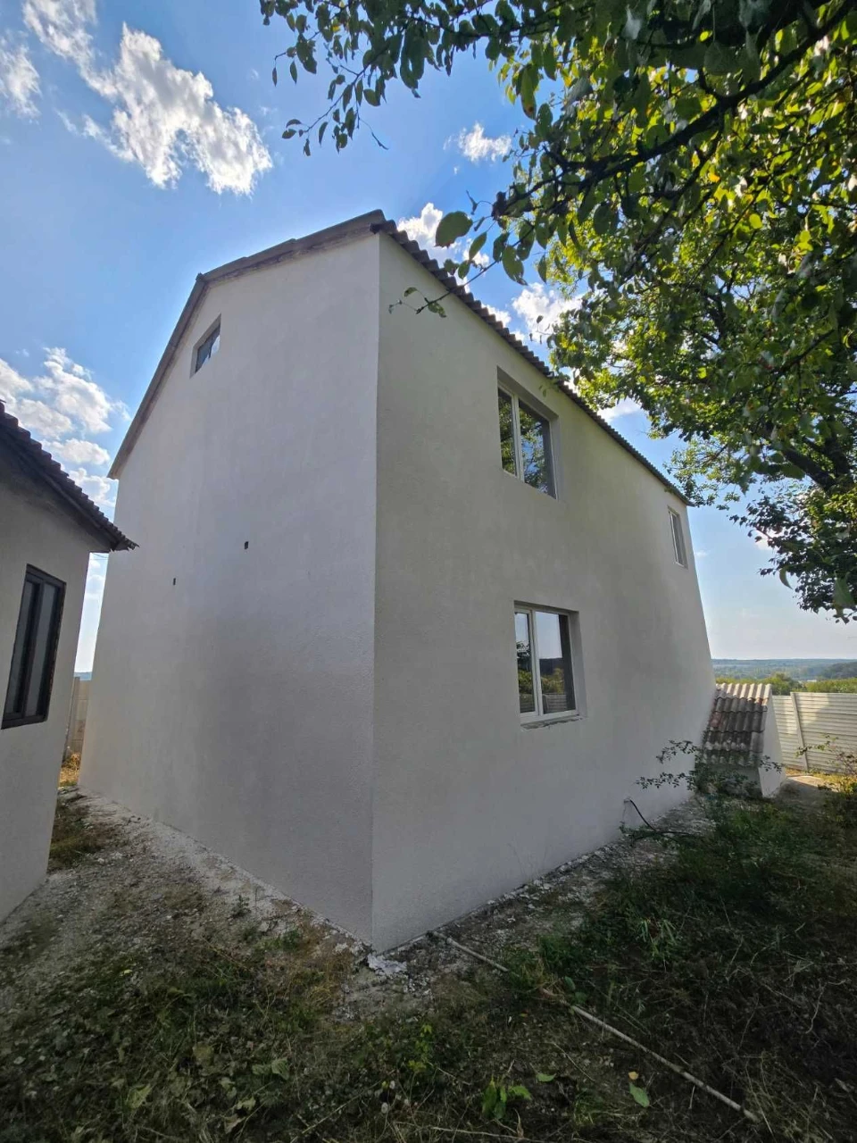 Продам двоповерховий будинок у Люботині , 187 м²