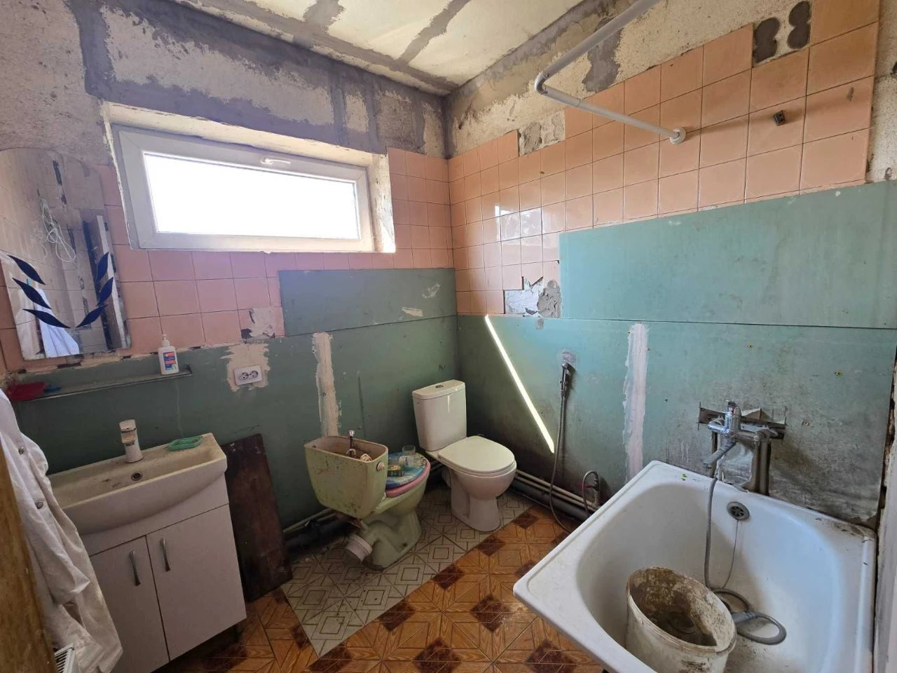 Продам двоповерховий будинок у Люботині , 187 м²