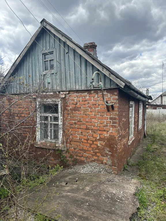 Продам не дорогой домик в Люботине