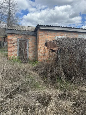 Продам не дорогой домик в Люботине