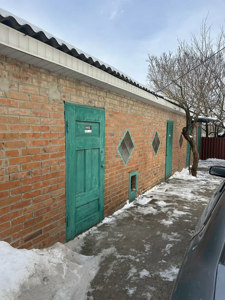 Продам будиноку Люботині