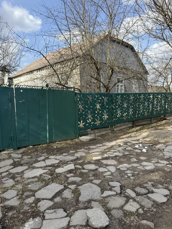 Продам кирпичный дом  65 кв.м с удобствами в Люботине