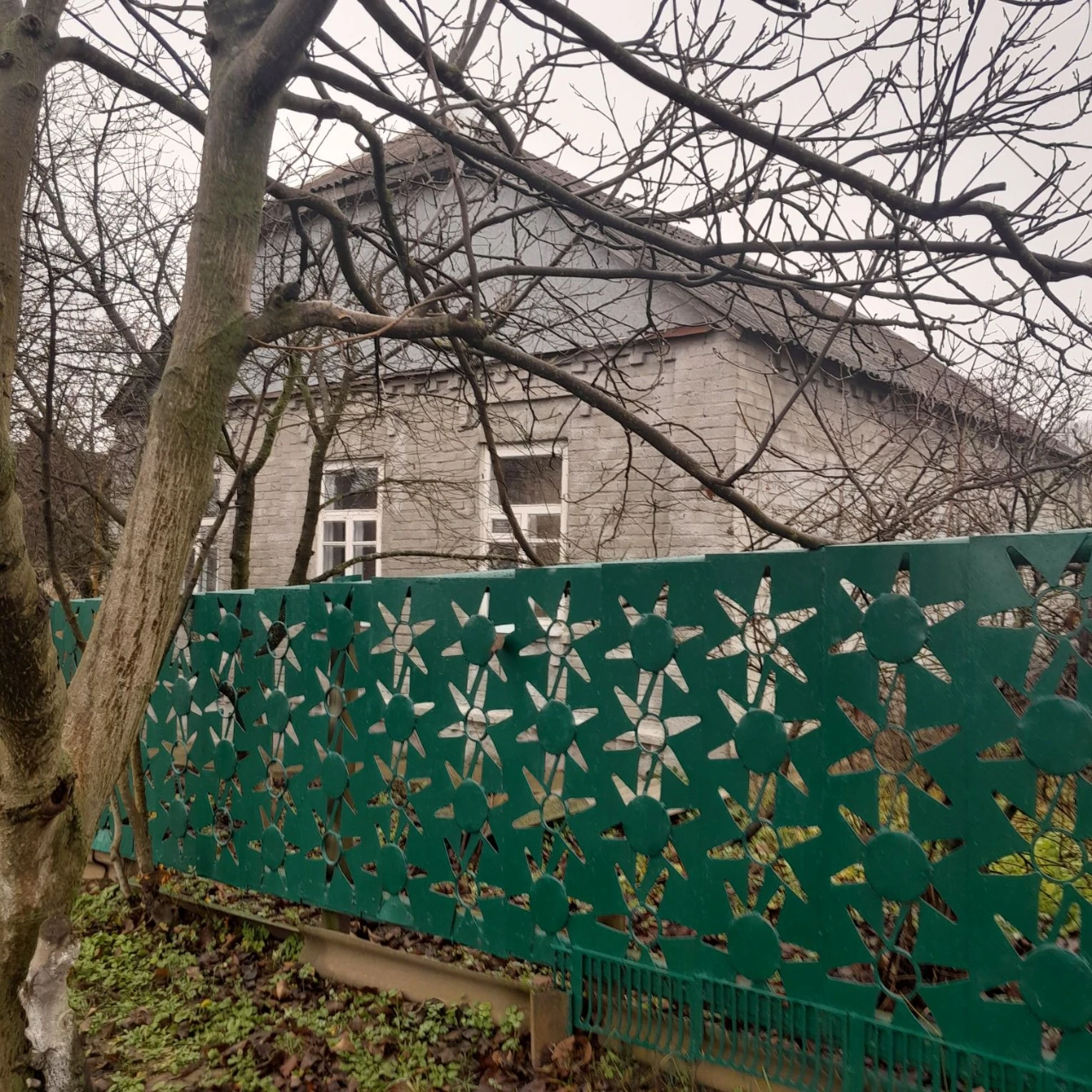 Продам кирпичный дом  65 кв.м с удобствами в Люботине