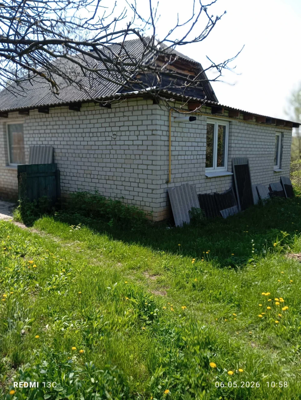 Добротнтй цегляний будинок в місті Люботин